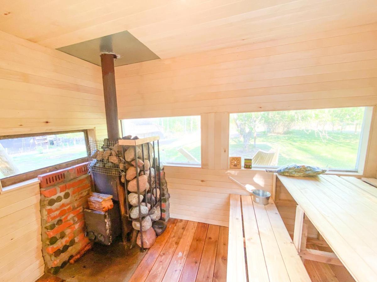 Private Farm Jakuzzi Sauna In The Forest Talsi Exteriér fotografie